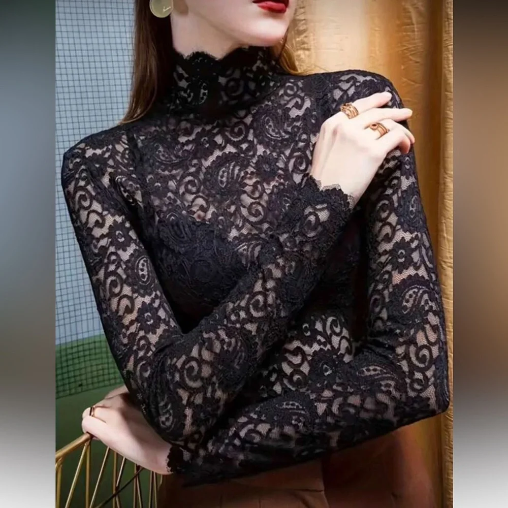 Elegant Black Lace Long Sleeve Top